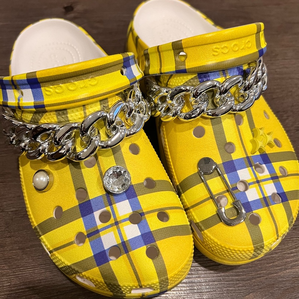 Clueless Crocs